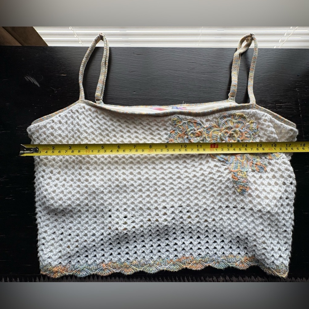 Abercrombie & Fitch White Crochet Top with Floral Accents “The Trevor Project” L - Picture 4 of 11